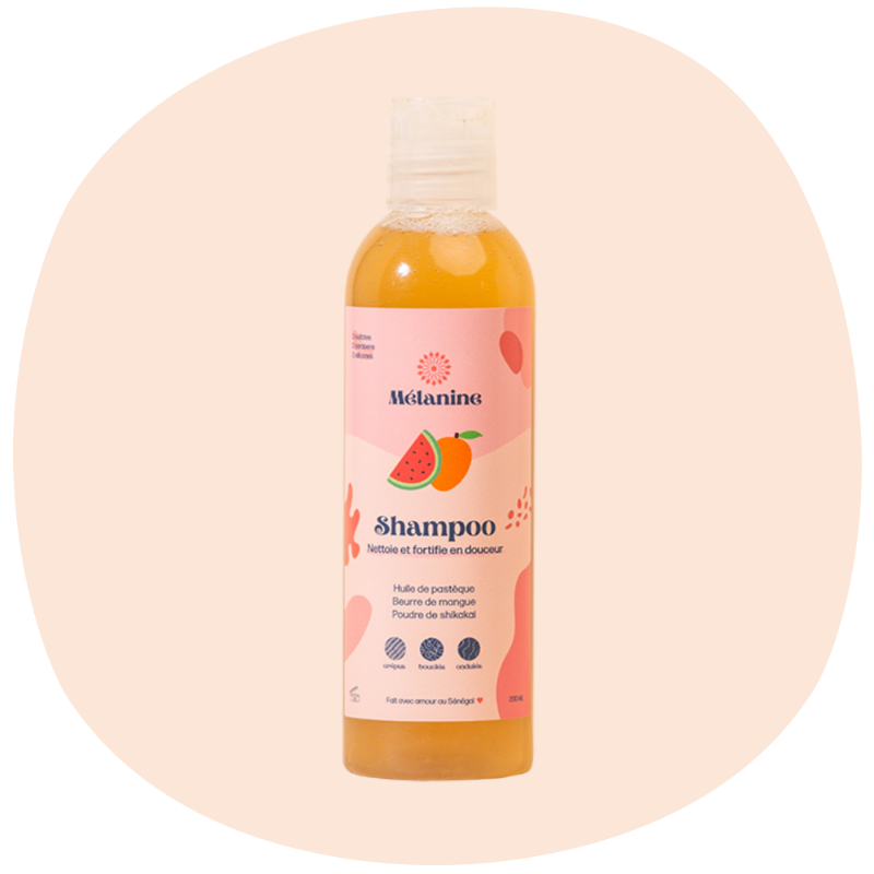 Shampoing adapté aux cheveux ondulés bouclés crépus